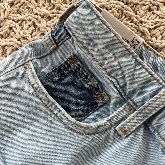 New Forever 21 Low Rise Wide Leg Loose Fit Denim Shorts 26 Patchwork Distress - Picture 5 of 9